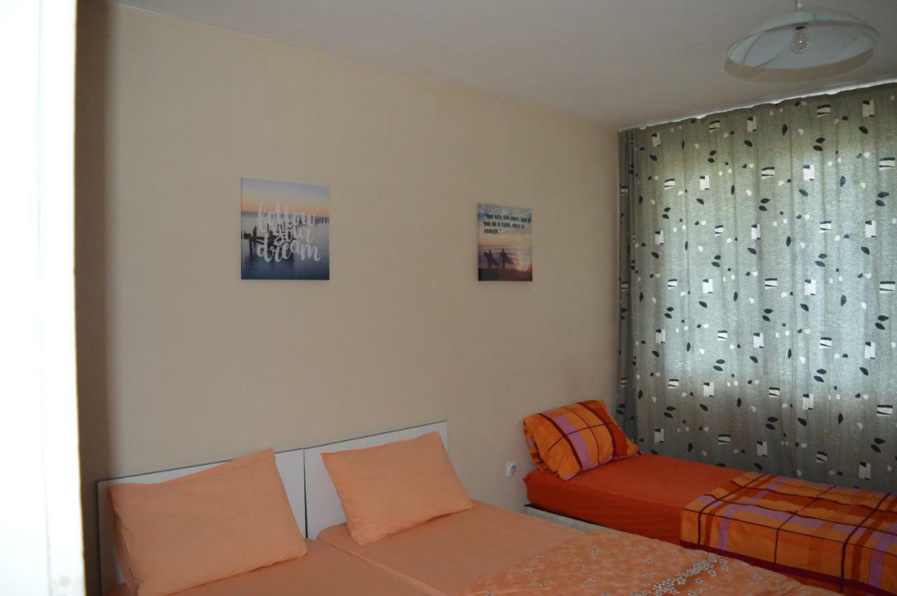 Happy Vacation 2 Apartment Varna Luaran gambar