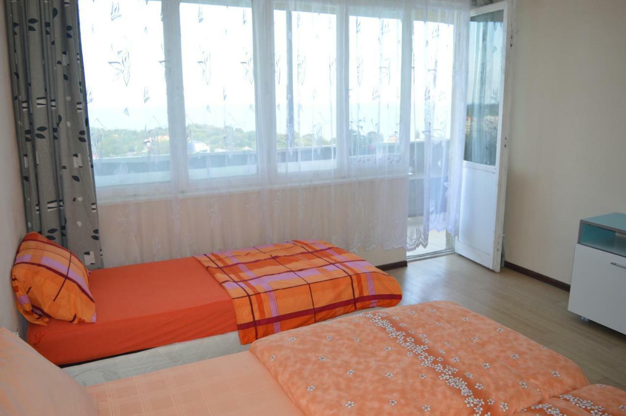 Happy Vacation 2 Apartment Varna Luaran gambar